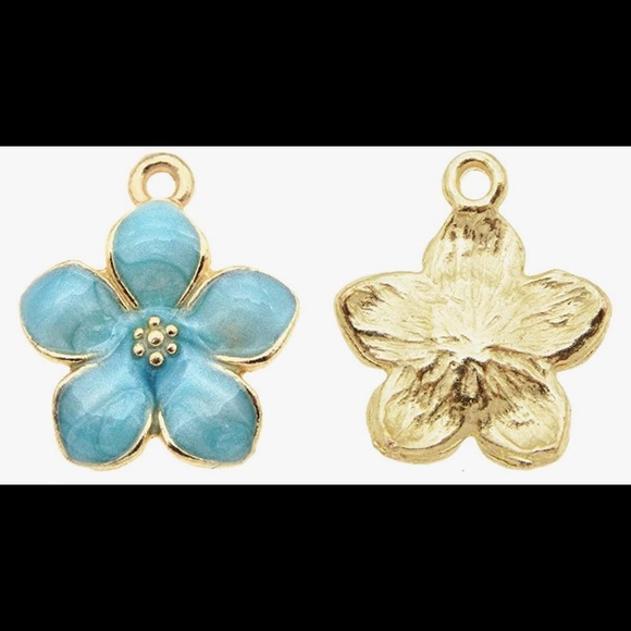 Flower earrings - Picture 3 of 6